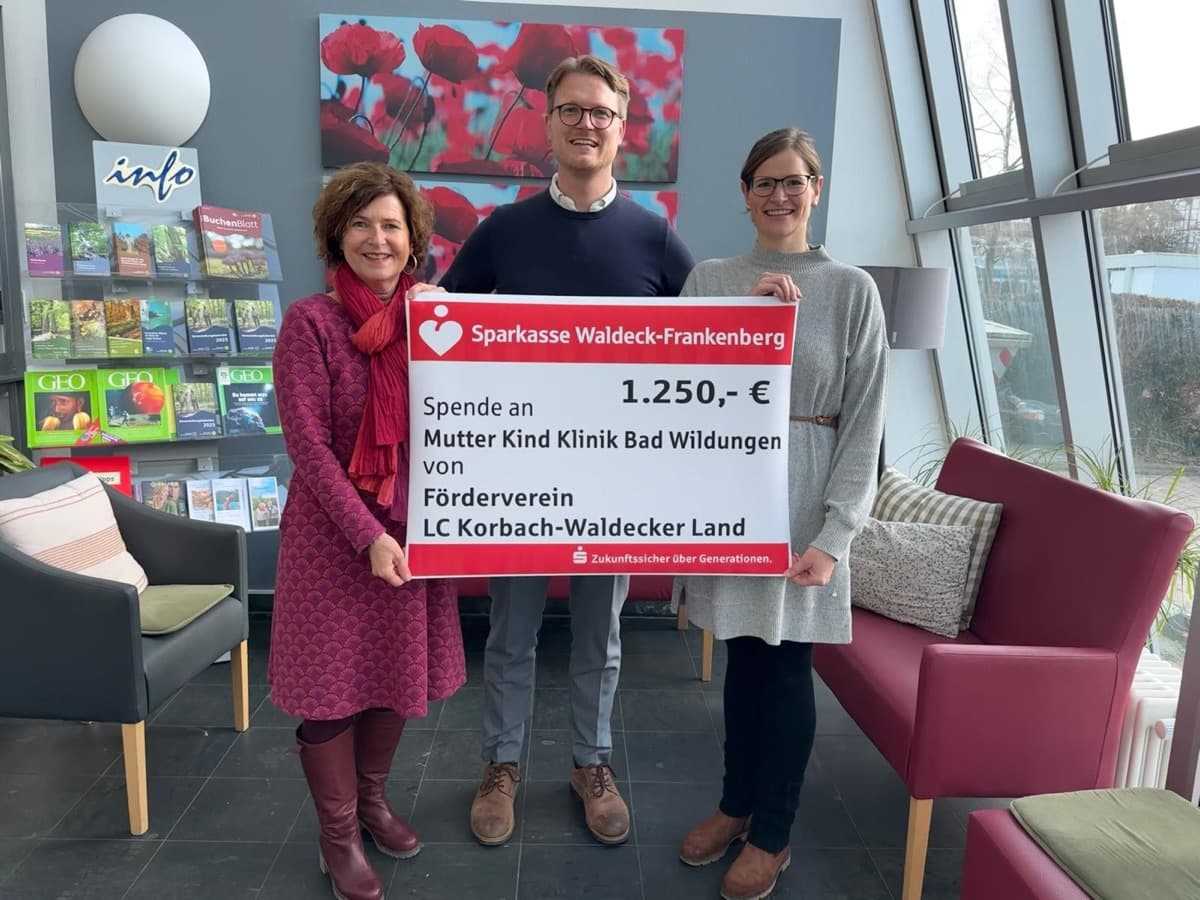 Scheckübergabe an die Mutter-Kind-Klinik Talitha